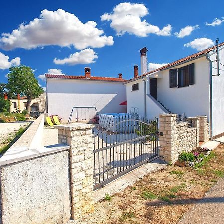 House Sandra 1430 Peresiji Luaran gambar