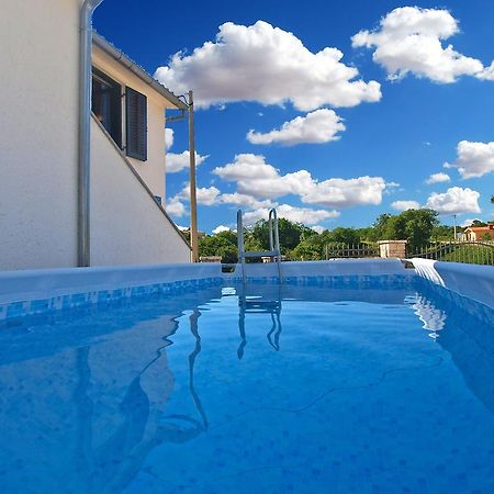 House Sandra 1430 Peresiji Luaran gambar