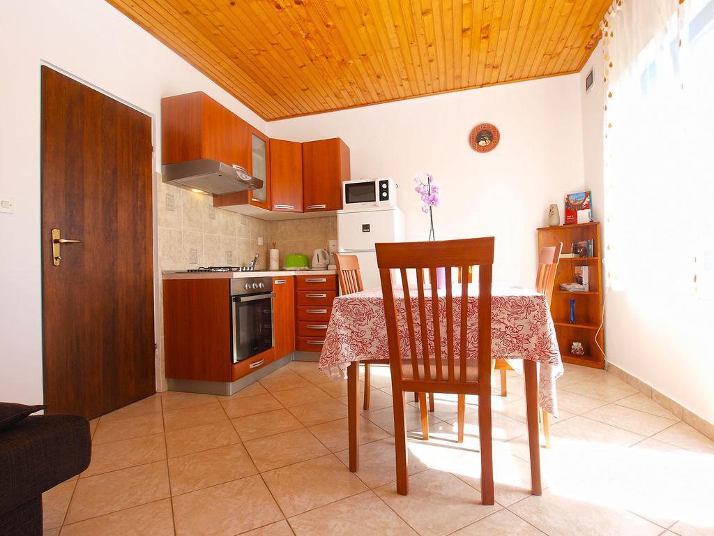 House Sandra 1430 Peresiji Luaran gambar