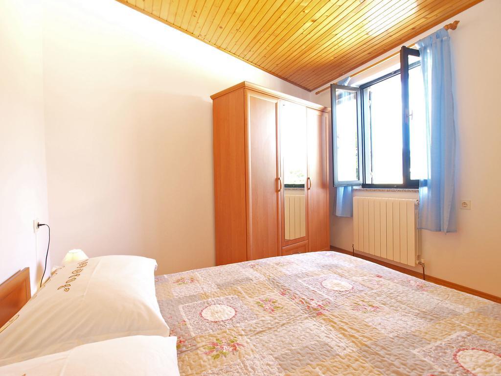 House Sandra 1430 Peresiji Luaran gambar