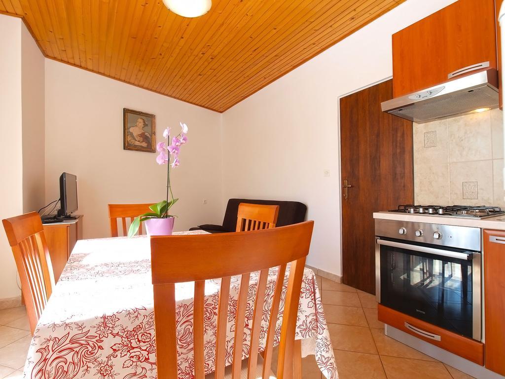 House Sandra 1430 Peresiji Luaran gambar